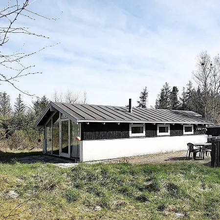 Three-bedroom Holiday In 7 בית נופש Ålbæk