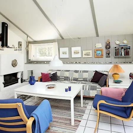 Three-bedroom Holiday In 7 בית נופש
